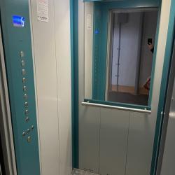Фото Отель Гостим Посуточно на улице Александра Логунова