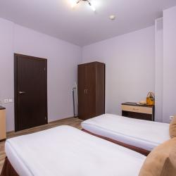 8-местные апартаменты люкс Сочи, ул. 65 лет Победы 67 с 2 односпальными кроватями