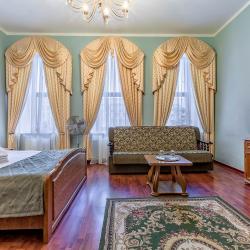 Комната комфорт с 1 двуспальной кроватью и видом на Фонтанку
