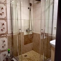 Номер эконом стандарт с 1 двуспальной кроватью