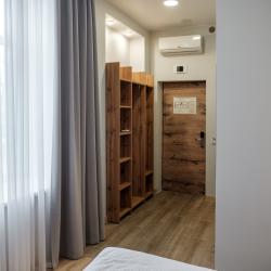 Номер стандарт с 1 двуспальной кроватью
