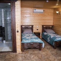 4-местный номер улучшенный в новом домике