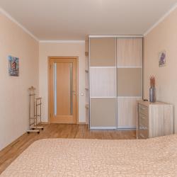 Фото Апартаменты на улице Тополиная 38