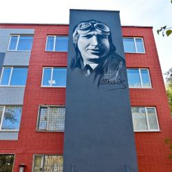 Кровать в 4-местном общем номере с двухъярусными кроватями