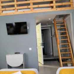 Фото Отель iQHOTEL (Айкью Нотел)