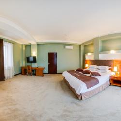 Номер люкс бизнес