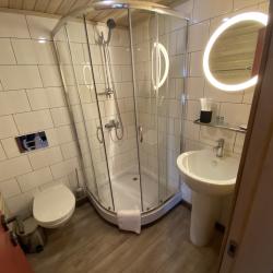 Номер улучшенный с 1 двуспальной кроватью