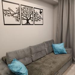 Фото Уютные апартаменты на улице Академика Королёва 20Г