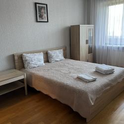 Фото Апартаменты на улице Сикорского 82