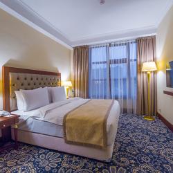 Фото Отель Ramada Almaty (Рамада )