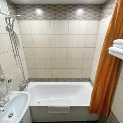 Фото Отель КвартАп на Романтиков 9