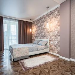 Фото Апартаменты Роза ветров на улице Валентина Мосина 2