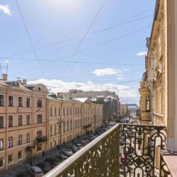 Семейные апартаменты с балконом