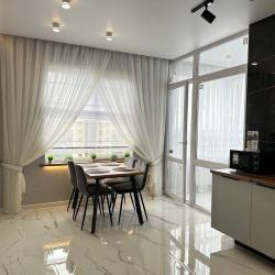 Фото Апартаменты Housevip на улице Гражданская