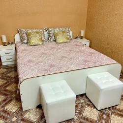 Фото Апартаменты на улице Малахова 97