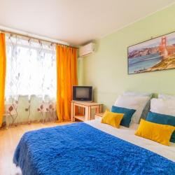Фото Отель Новиков Дворик на улице Коммуны
