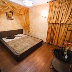 Номер стандарт с 1 двуспальной кроватью