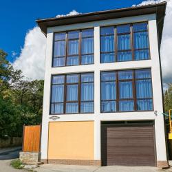 Коттедж Алуштик