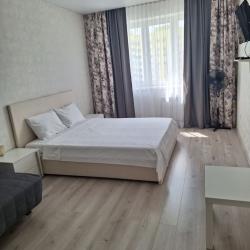 Фото Апартаменты на улице Бурова