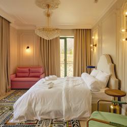 Фото Отель The Cult (Культ)