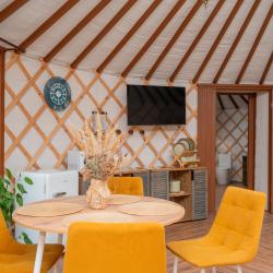 Фото Отель Лесная база «Папоротник»