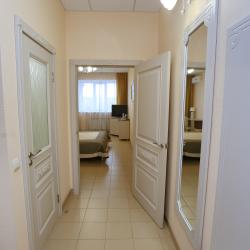 Номер стандарт с 1 двуспальной кроватью