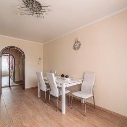 Фото Апартаменты на улице Суворова 151