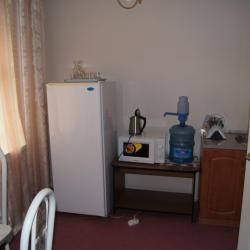 Номер люкс с двуспальной кроватью и кухней (корпус 6)