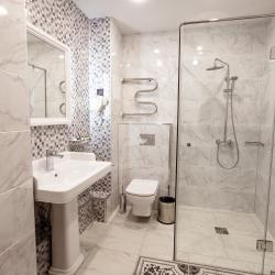 Номер люкс с 2 односпальными кроватями