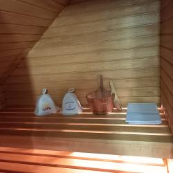 Фото Апартаменты мансарда на улице Бондарева 58а