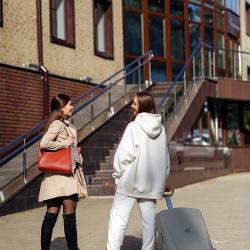 Виктория Плаза — 4c5eba81b5c688846397d0e339a98fbf