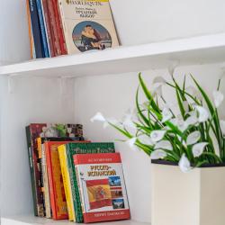 1-комнатные апартаменты улучшенные Бронируйте! Гармония и комфорт, Санкт-Петербург, Мурино, Привокзальная пл., д.1а, к2