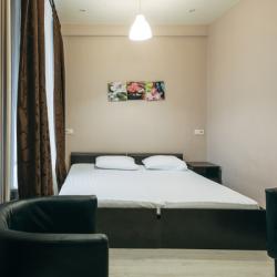 Номер стандарт с 1 двуспальной кроватью