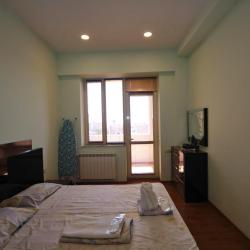 Фото Отель Rent Inn Yerevan (Рент Инн ) на улице Павстоса Бюзанда 13
