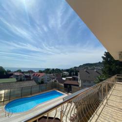 Фото Отель Loo Sunrise ( Санрайз)