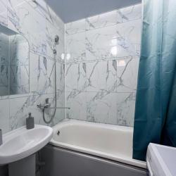 Фото Апартаменты на улице Марата 8А