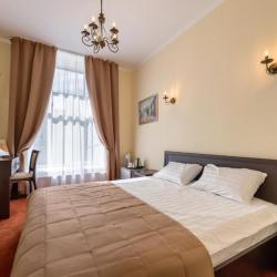 Комната стандарт с 1 двуспальной кроватью