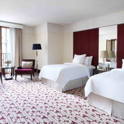 Four Seasons Hotel Moscow (Фо Сизонс) — 4d765ca2a4c6e52704e93dabf5360ca4