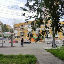 Фото Апартаменты на улице Навашина 1/13