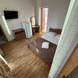 Двухкомнатный пятиместный с балконом