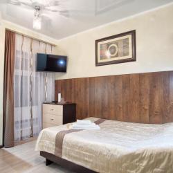 Фото Отель Три звезды (первый корпус)