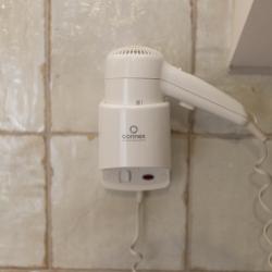 Номер стандарт семейный с 2 односпальными и 1 двуспальной кроватью (мансарда)