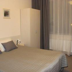 Номер комфорт с 1 двуспальной кроватью (с завтраком)