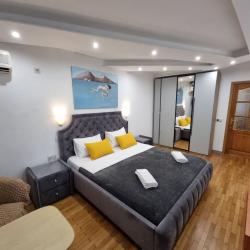 Фото Апартаменты на улице Островского 2