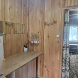Коттедж улучшенный с 2 односпальными и 1 двуспальной кроватью