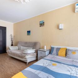 Фото Апартаменты на улице Меридианная 13