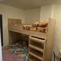 Номер эконом семейный с 1 односпальной и 1 двуспальной кроватью