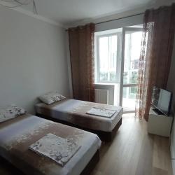 Фото Апартаменты на улице Старокаменная 3