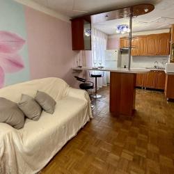 2-комнатные апартаменты стандарт г.Междуреченск, пр. Шахтеров 23-8