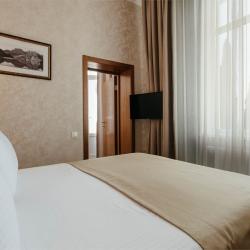 2-комнатный номер полулюкс с французским балконом (второй корпус)